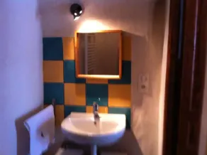 Vars Sainte Catherine: Il fascino di un appartamento in una vecchia casa - Image 2