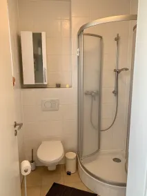 Nice apartment approx. 25sqm with small terrace. 5 minutes walk to the S-Bahn - Image 3
