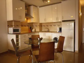 Paloma Beach - Luxury Apartment A! - Image 5