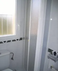 Private Villa for 7 persons – Pool, Garden, WiFi & Parking - Villa Pilans - Image 3