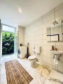 Comfortable 1BR Stay Central Vienna - Image 2