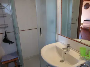 Skøn  feriebolig for 4 personer med klimaanlæg, pool, WIFI, TV og terrasse - Image 4