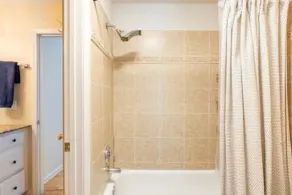 Casa Blanca · Luxury Insta Retreat w/ HotTub - Image 2