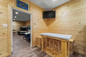 Family and pet friendly creek access with RV Hook up. - Image 3