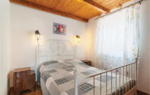 Gorgeous home in Postira - Image 4