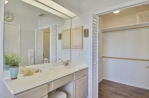 Beachfront Dolphin by Ryson Vacation Rentals - Image 3