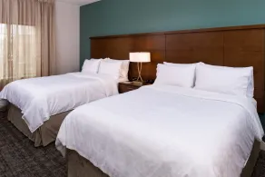 2 Bedroom Suite with Free Breakfast | Shared Pool & Hot Tub + Perfect Family Vacation! - Image 5