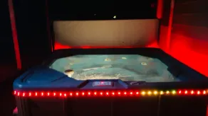 Uhost AI 4BR Retreat Hot Tub Firepit - Image 2