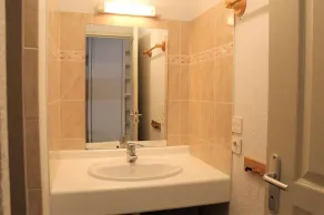 200m from ski slopes, Ground floor, terrace, tv, 42m², Vars - Image 2