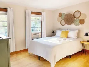 3 Bedroom Cozy BurlingtonEscape w/HOT TUB! - Image 3