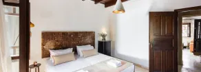 Lovely property in village near the best beaches. - Image 4