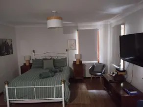 Delightful fully self contained ground floor apartment. - Image 5