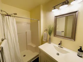 Renovated & Spacious Retreat on East Rt 1 – Pool, Bike Trails, Rehoboth Parking! - Image 2