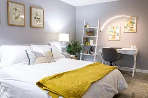 NEW! King Bed, 600mbps +4K TVs in the Garden Apt - Image 4