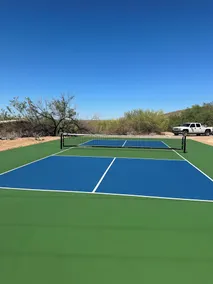 Komplettes Gästehaus mit Bergblick, Gastgeberin Karen. Neuer Pickleball-Platz auf dem Grundstück. - Image 2