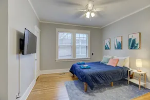 Renovated Cooper-Young Bungalow w/ Game Room • Walk to Food, Bars & Liberty Bowl - Image 5