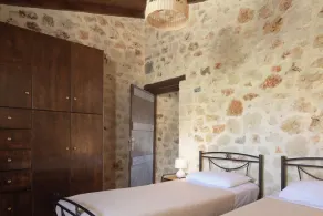 Nestor Villa, with Heated Pool & Absolute Privacy - Image 5
