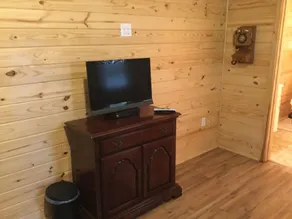 Cabin #3, NASHVILLE, Memphis, Kentucky Lake, Birdsong , Loretta Lynns, Paris Tn - Image 3