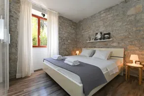 Modern & stylish apartment Kambelovac 1 for up to 5 persons, 150m from the beach - Image 4