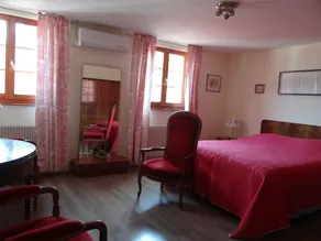 Spacious air-conditioned gîte for 2 to 4 people - Image 3
