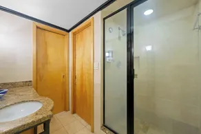 Cozy Studio. Walk to the Beach and Restaurants - Image 3
