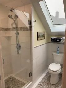 Country Home with amazing linens, 5 Star Reviews & low Fees - Image 2