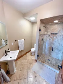 Brookville Ridge - Gorgeous Lake Home w/ Pool, Putting Green, Game Room - Image 5