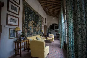 El Palacio de San Benito - Image 4