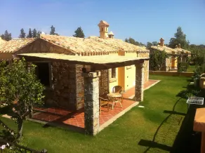 Stunning typical sardinian style villa by the sea - Image 4