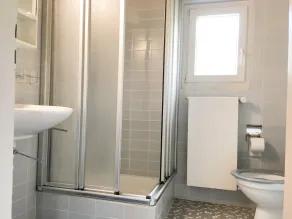 Zentral gelegene 3.5-Zimmerwohnung mit Panoramasicht - Image 2