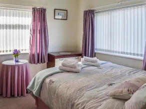 3 bedroom accommodation in Amlwch - Image 5
