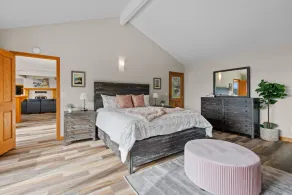 Renovated home w/ breathtaking views of the bay and new hot tub - Image 3