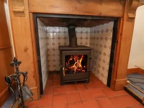 GATESIDE, character holiday cottage, with open fire in Pickering - Image 3
