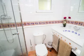 Apt in Malaga with 3 swimming pools, free parking 80m from the beach, - Image 4
