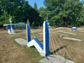 Villa de Type F5 Avec Piscine Privée et à 1,5 km du Parc de Pombonne - Image 4