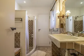 La Pierre - A wonderful and charmful place in Grimaud with a stunning seaview. - Image 2
