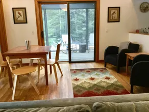 Seal Point Waterfront Cottage - Image 5