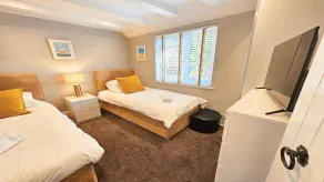 Dove Cott Sleeps 4 Central Location - Image 5