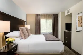 1 Bedroom | King Suite Near IAD | Free Breakfast - Image 5