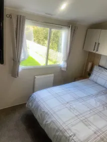 Charming 2-bed Chalet in Tuxford - Image 5
