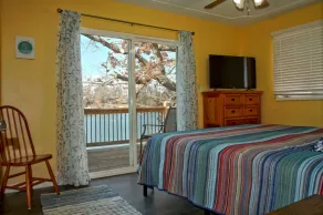 Peaceful home with amazing outdoor spaces inside a cove!  Sleeps 12, 3 King beds - Image 3