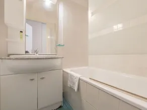 Accès Direct pour | Appart | Balcon + Piscine - Image 4