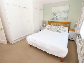 AVALON, family friendly, with a garden in Freshwater - Image 4
