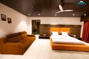 Sky Taj Villa 5 BHK - Image 5