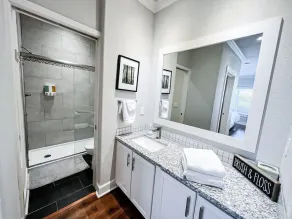 Fantastisk Condo på øverste etage med sikker parkering - Image 4