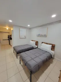 Modern guest suite with adorable outdoor lounge! - Image 3