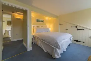 En charmig 300 år gammal slutet terrass stuga med en vacker, solig sluten trädgård i Wells next The - Image 5