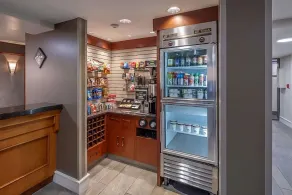 Affordable Getaway at Red Lion Hotel Bellevue! Pet-Friendly, Outdoor Pool - Image 3