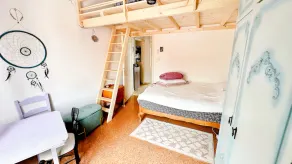 F5 seafront apartment with rooftop sea view - Image 5