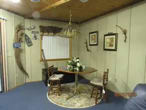 Octagon Cabin on the Canoochee River - Image 5